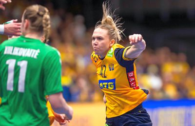 CSM București a anunțat transferul #7 pentru viitorul sezon! Jucătoarea de națională a semnat