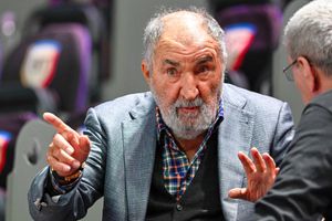 Ion Țiriac a numit jucătorul care poate bate recordul lui Roger Federer: „Valorează măcar 100 de milioane € pe an, dublu față de un fotbalist”