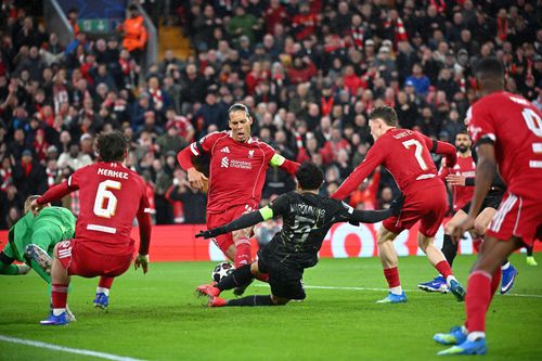Virgil van Dijk a recunoscut că PSG a fost mai bună decât Liverpool // foto: Imago Images