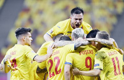 Fostul campion cu FCSB se RETRAGE din cariera de fotbalist! A îmbrăcat de 30 de ori tricoul naționalei + și-a ales deja viitorul job