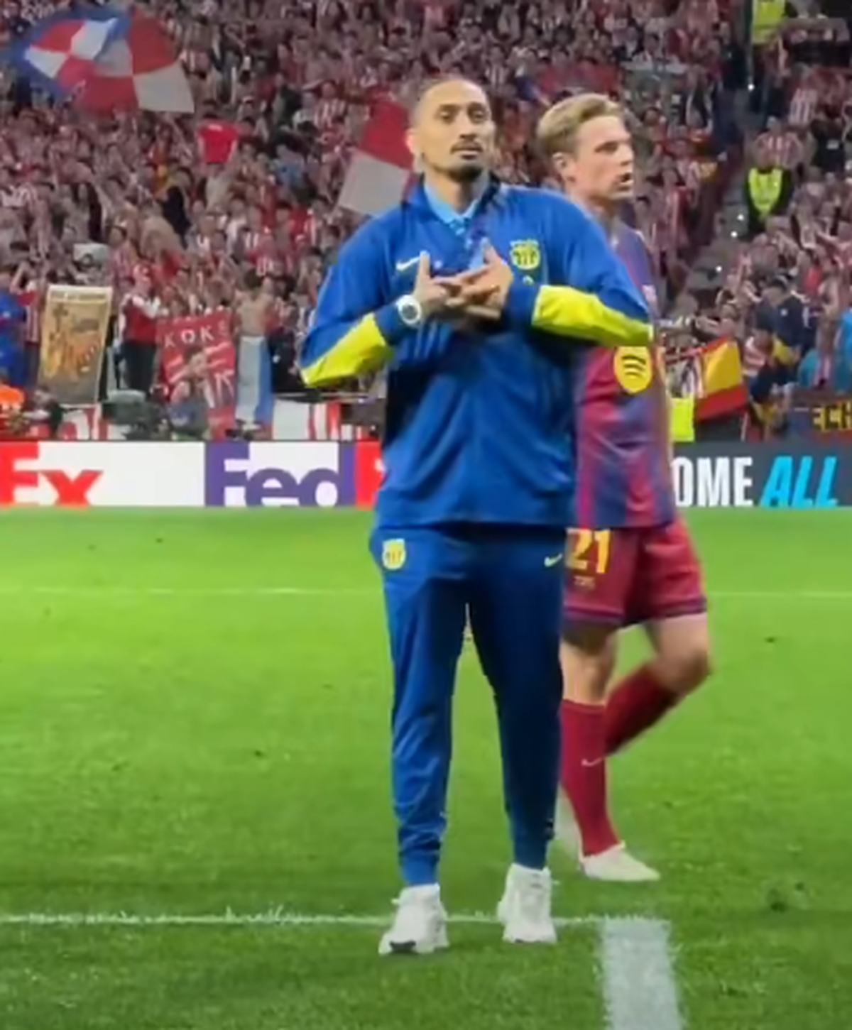 Gesturile lui Raphinha în fața fanilor lui Atletico, la final: „Jaf!” » Replica madrilenilor