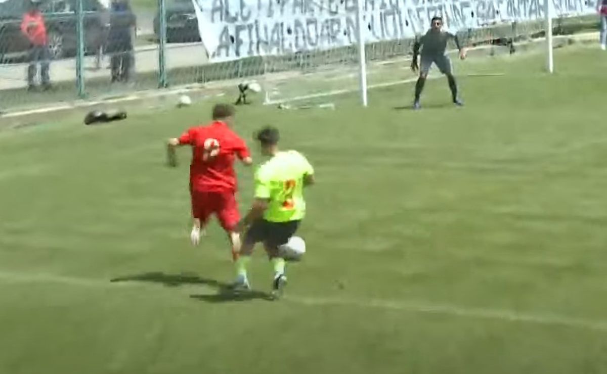 Faze incredibile în Steaua - Mostiștea Ulmu! Oaspeții au vrut să iasă de pe teren după un penalty INVENTAT pentru „militari”