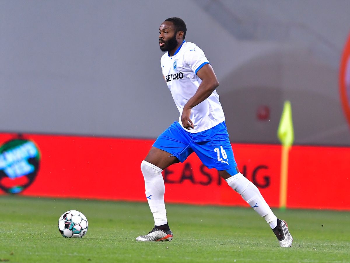 3 faze controversate în CS U Craiova - CFR: penalty EVIDENT neacordat de Kovacs! Verdictele specialistului