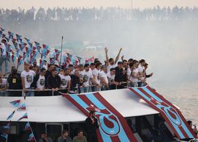 Continuă sărbătoarea la Trabzonspor » Imagini ireale cu noii campioni ai Turciei