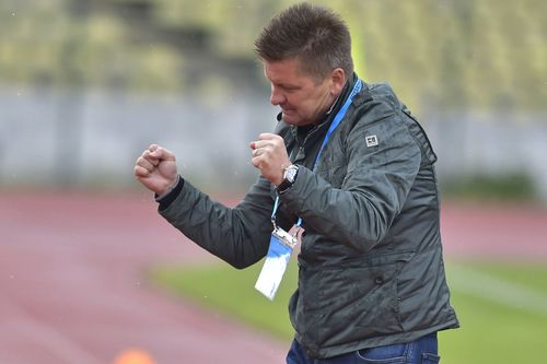 După Dinamo - UTA 1-1, Dusan Uhrin, tehnicianul „câinilor”, anunța că Mirko Ivanovski (32 de ani, atacant) s-a accidentat.