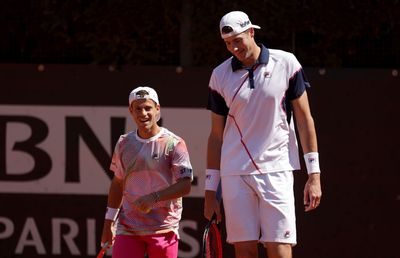 Imaginile anului în tenis: diferența de înălțime dintre jucătorii ajunși în finală e de 38 de centimetri!