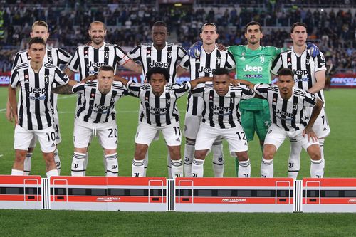 Paulo Dybala (n.r. 10) și-a anunțat plecarea de la Juventus
Foto: Imago
