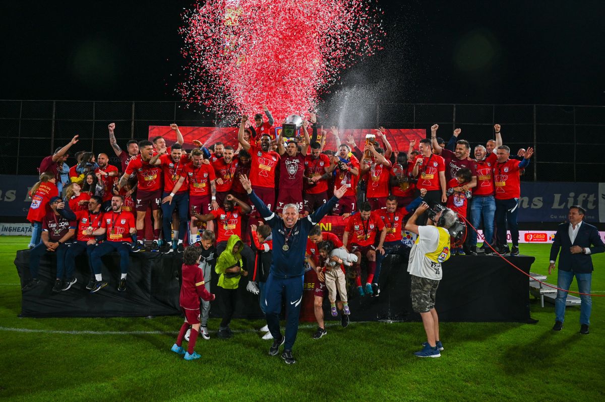 Fotbaliștii campioanei nu și-au uitat rivalii de la FCSB: „Petrecem 5 zile, apoi vedem care pe care!” + ironia lui Păun