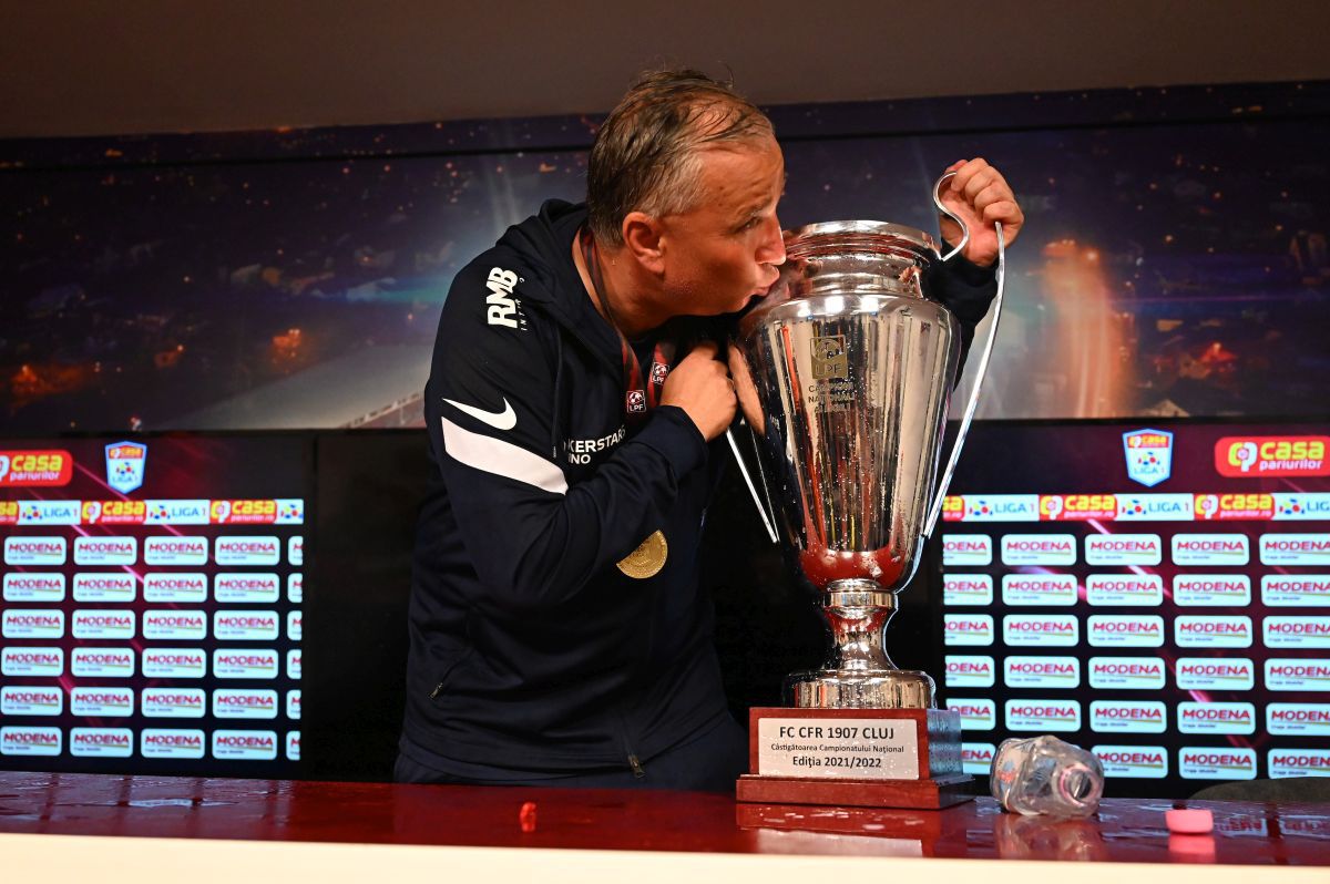 Dan Petrescu numește 6 fotbaliști care pleacă de la CFR Cluj și ce întăriri așteaptă: „Vreau 7-8 jucători”