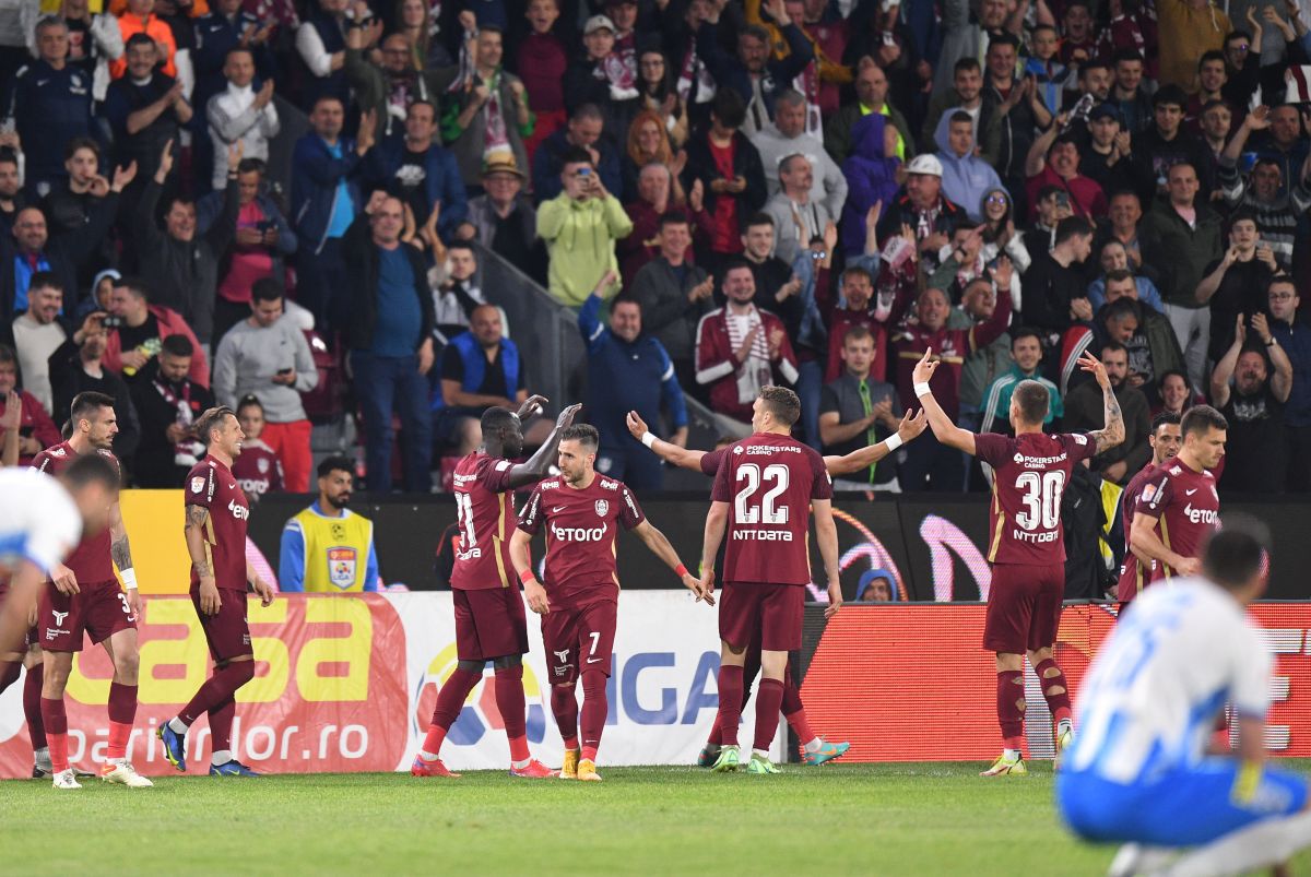 Best of the best! Dan Petrescu, la un titlu de recordul absolut + doi jucători-simbol de la CFR Cluj, lângă Lăcătuș, Lucescu sau Tudorel Stoica