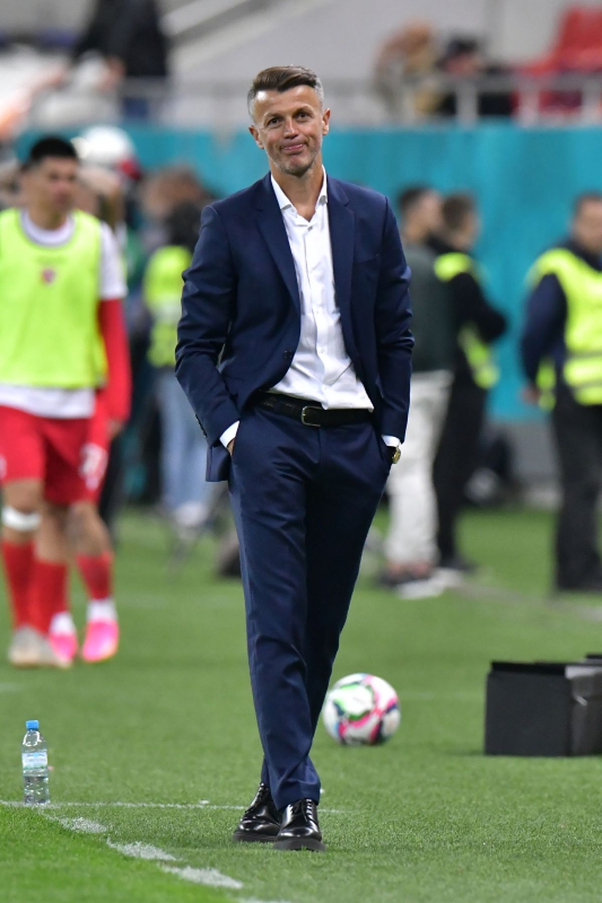 Cu cine a ținut Gigi Becali la Dinamo - CSA Steaua: „MM mi-a spus: «Băi, pierzi 400.000 de euro»” + Vrea să le facă plângere penală „militarilor”