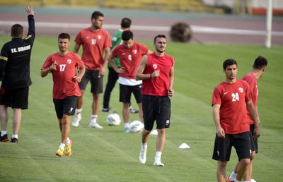 Dezvăluiri despre bătaia din cantonamentul lui Dinamo:  „Am auzit țipete și lovituri. Era pe jos și striga să nu-l mai lovească”