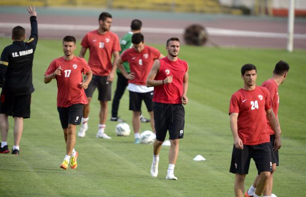 Dezvăluiri despre bătaia din cantonamentul lui Dinamo:  „Am auzit țipete și lovituri. Era pe jos și striga să nu-l mai lovească”