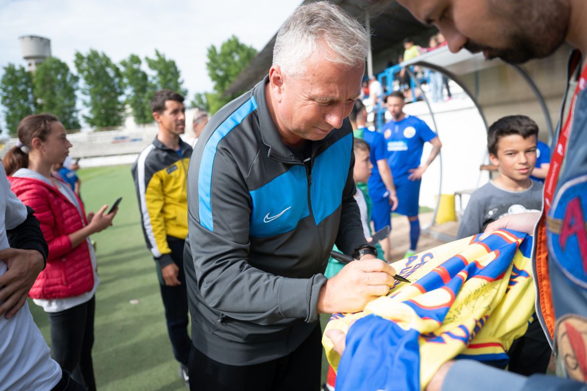 Unirea Urziceni, o istorie mereu prezentă » 14 ani de la titlul miraculos cucerit de ialomițeni: meci demonstrativ cu Dan Petrescu în prim-plan