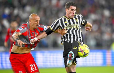 „Contele Vlad a ținut Cremonese în picioare cu Juventus”. Chiricheș, notă mare în Gazzetta dello Sport