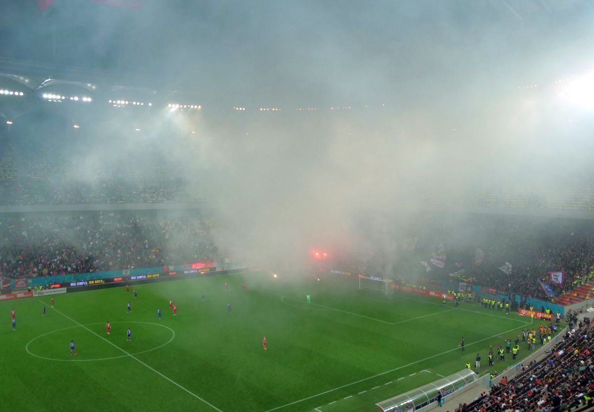 Talpan și steliștii i-au dat replica lui Ahmed Bani, după ce dinamovistul a numit Steaua „o clonă”: „Nici nu știe ce înseamnă! E un viitor creditor chirografar”