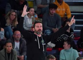 Steaua vrea antrenor campion mondial » A mai fost pe bancă în România la Minaur Baia Mare