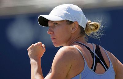 Cine transmite la TV meciul Simona Halep - McCartney Kessler de la Trophee Clarins