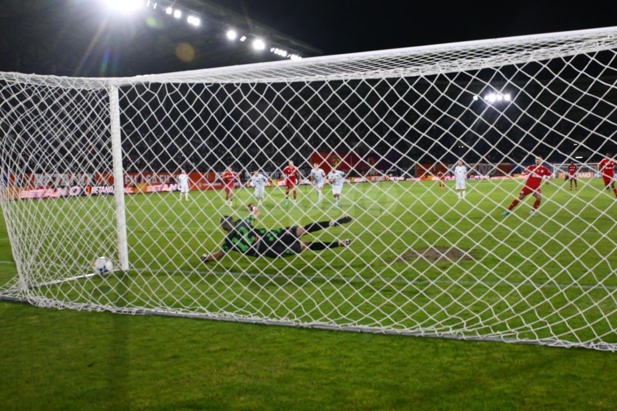 ULUITOR, Cupa României Betano e la Castel! Corvinul Hunedoara e noua legendă vie a Transilvaniei, din „B” direct în Europa League!