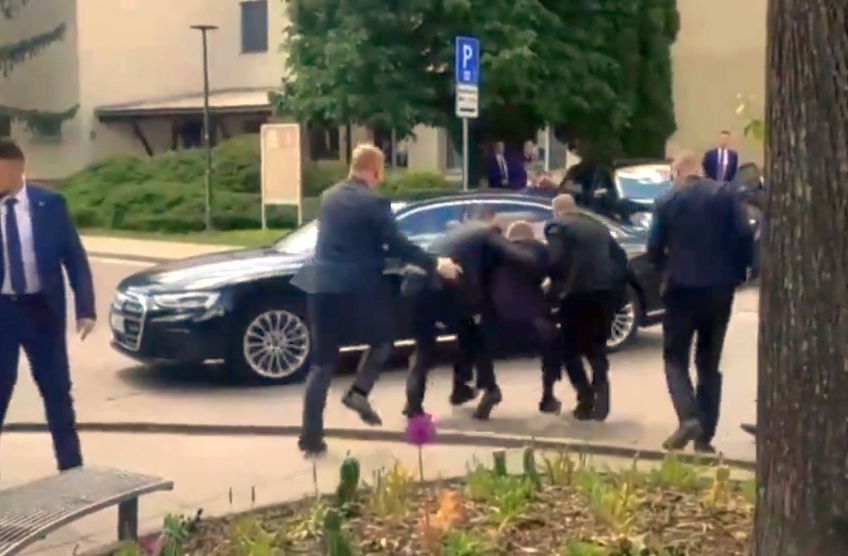 Premierul Slovaciei, Robert Fico, a fost împușcat