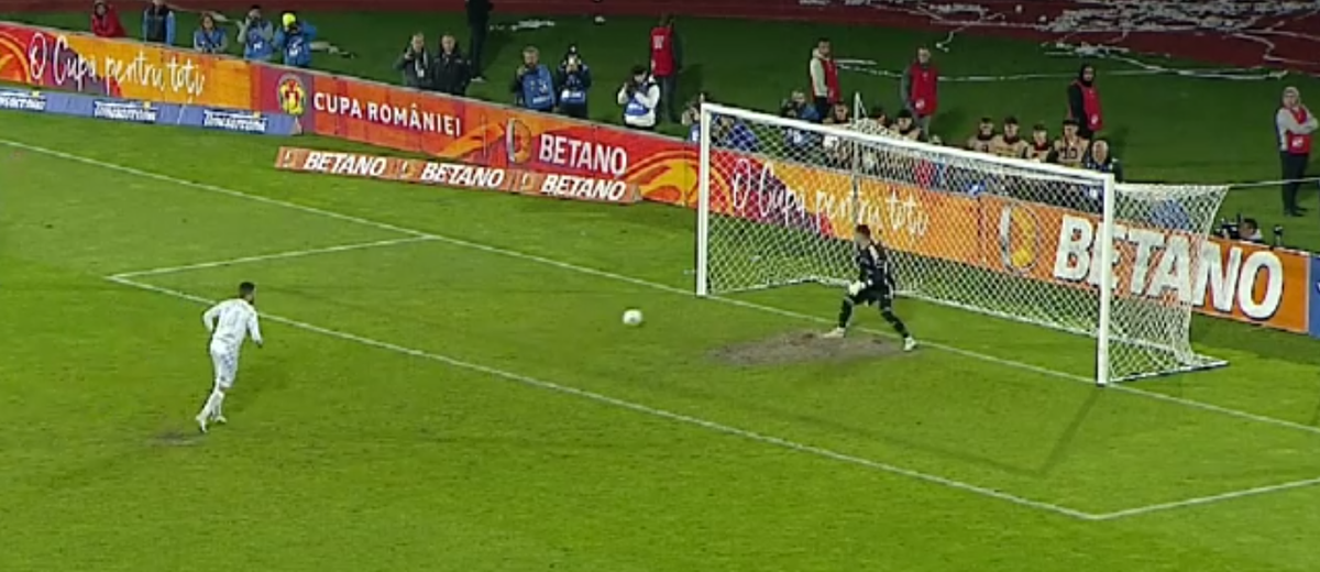 Nu s-a mai văzut așa ceva! Fosta mare speranță a României l-a umilit pe Pap la penalty-ul decisiv din Corvinul - Oțelul