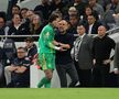 Pep Gurdiola încearcă să-l calmeze pe Ederson / Foto: GettyImages