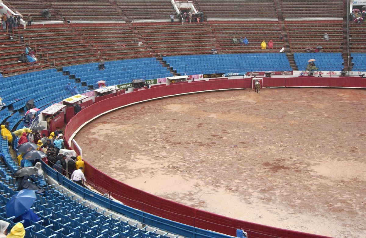 Plaza de Toros, Mexic / Locul meciului Floyd Mayweather Jr. - Victor Ortiz