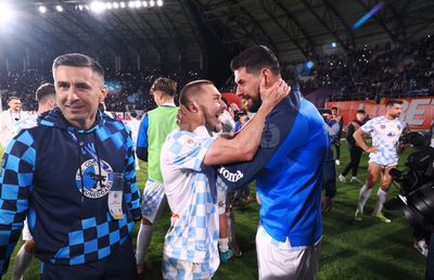 Să vină banii la băieți! Ce sumă a încasat Corvinul pentru câștigarea Cupei României + Ce li s-a promis jucătorilor înainte de finală