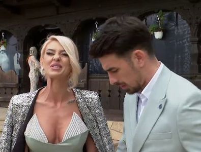 Soția fotbalistului din Superligă, dezvăluiri spectaculoase: „Mai rămâi o seară la mine, la Mureș, dacă dau 3 goluri?”