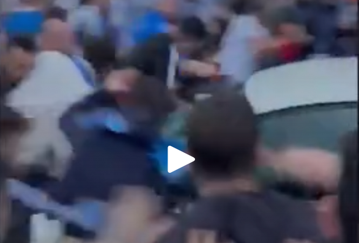 Scene șocante, înainte de Espanyol - Barcelona: a intrat cu mașina în mulțimea de suporteri, lângă stadion! Atenție, imagini cu puternic impact emoțional!