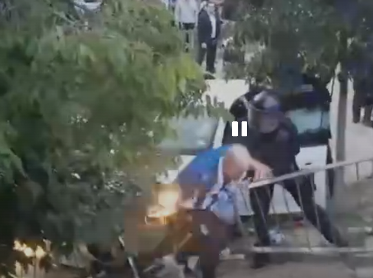 Scene șocante, înainte de Espanyol - Barcelona: a intrat cu mașina în mulțimea de suporteri, lângă stadion! Atenție, imagini cu puternic impact emoțional!