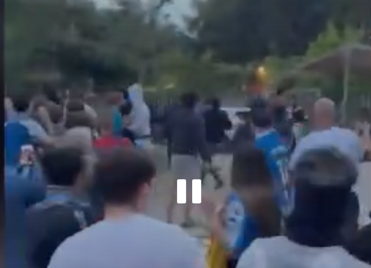 Scene șocante, înainte de Espanyol - Barcelona: a intrat cu mașina în mulțimea de suporteri, lângă stadion! Atenție, imagini cu puternic impact emoțional!