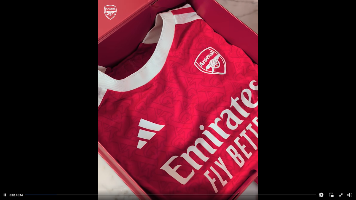 Arsenal și-a prezentat noul echipament pentru sezonul 2025-2026