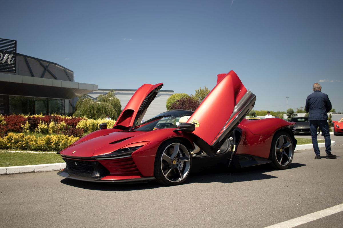 Ion Țiriac și-a prezentat colecția de mașini Ferrari