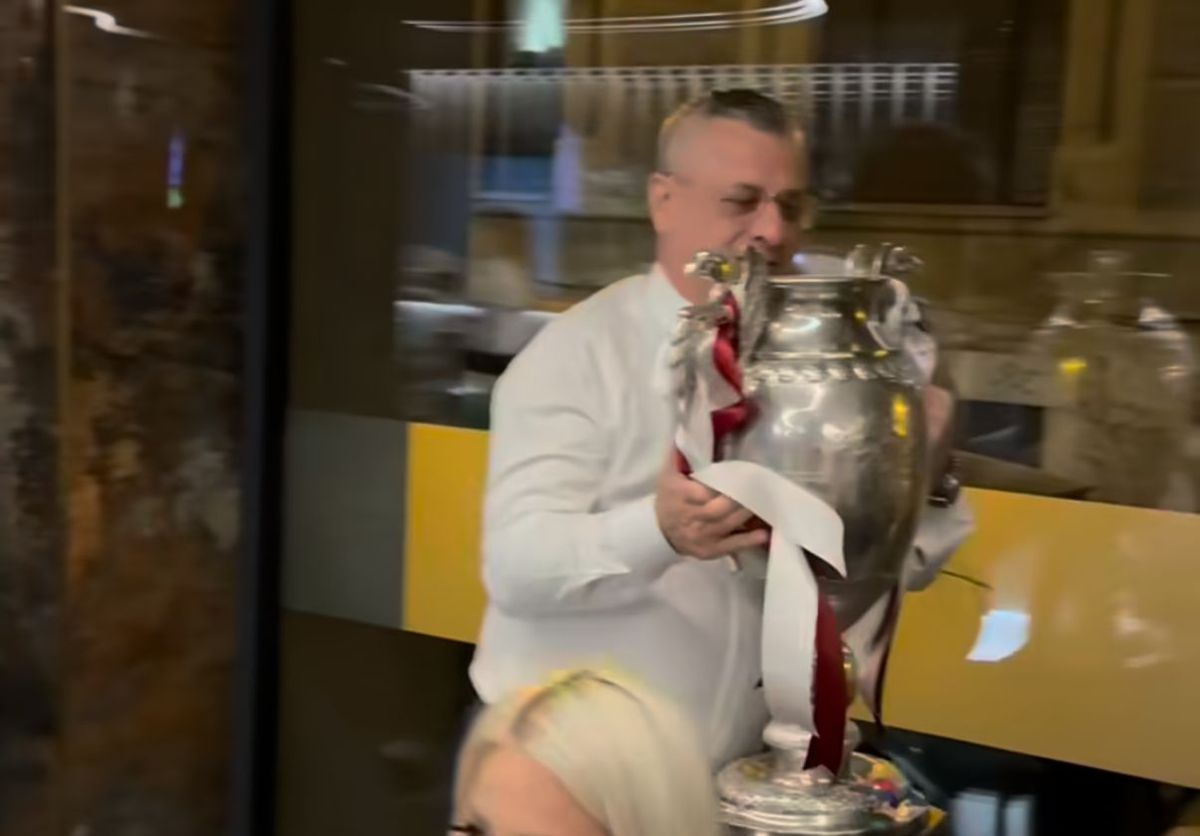 Neluțu Varga a sărbătorit toată noaptea câștigarea Cupei României » Imaginile surprinse la hotelul lui Țucudean