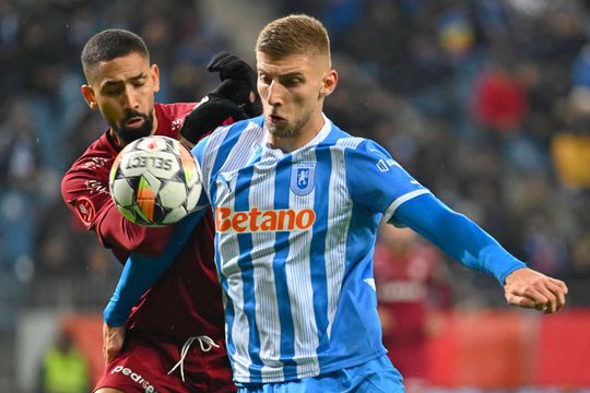 Pavel Badea, directorul Clubului Sportiv Universitatea Craiova, l-a ironizat, azi, la GSP Live, pe Jovo Lukic, atacantul oltenilor.