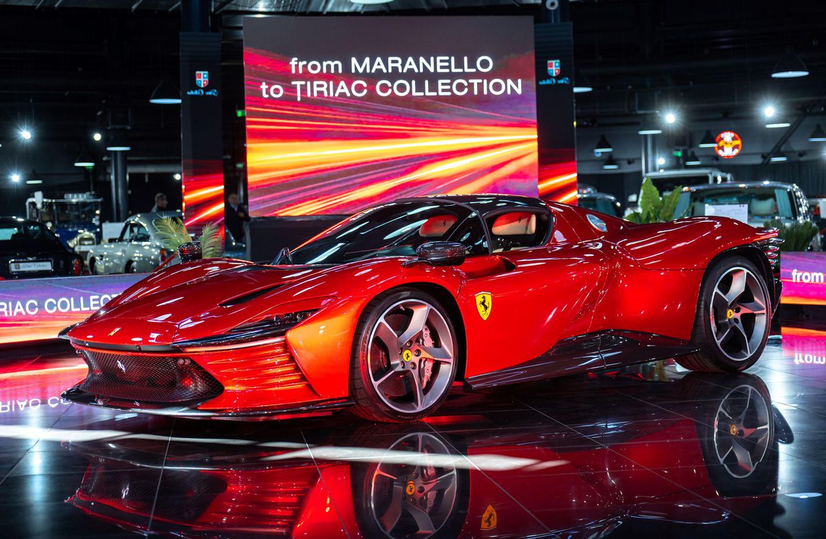 Ion Țiriac și-a prezentat colecția de mașini Ferrari