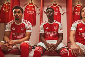 Arsenal și-a prezentat noul echipament pentru sezonul 2025-2026
