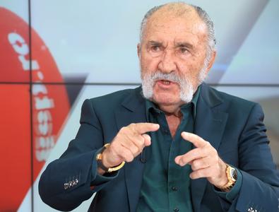O țară l-a lăsat mască pe Ion Țiriac: „Noi nu facem nici măcar o canalizare”