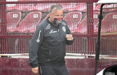 Dan Petrescu atras de Dinamo cu un salariu URIAȘ! Cristi Borcea, dezvăluiri în direct: „I-am pus banii pe masă”