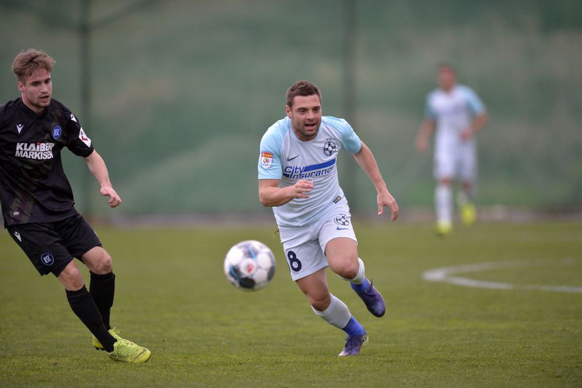 Distrus de Gigi Becali, indezirabilul de la FCSB „rupe” asfaltul în afara terenului