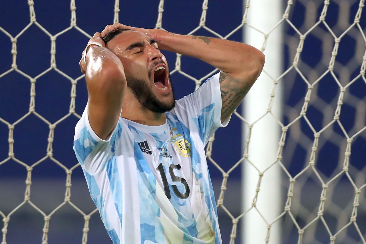 Imagini IMPRESIONANTE la Argentina - Chile: Maradona 3D pe gazon, apoi show Messi!