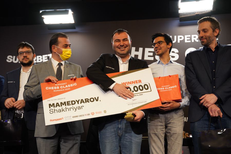 Marele maestru azer Shakhriyar Mamedyarov a câștigat trofeul Superbet Chess Classic 2021 și un premiu în valoare de 90.000 de dolari