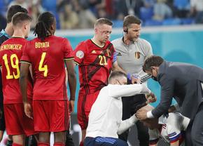 Turneu încheiat pentru un fundaș al Belgiei! Medicii au dat verdictul după accidentarea din meciul cu Rusia
