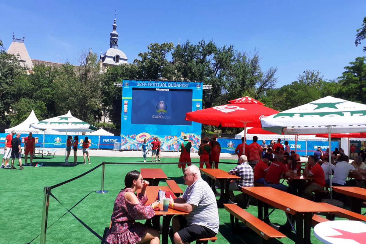 Reporterul GSP, în mijlocul temuților ultrași maghiari: „Stați drepți, trece «Brigada Carpaților»!”