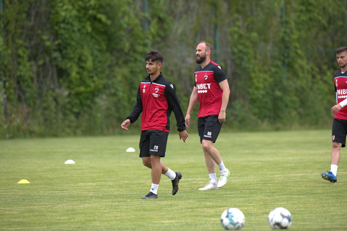 Dinamo s-a reunit, problemele continuă: doi „grei” și-au depus memorii + echipa a rămas fără doctor!