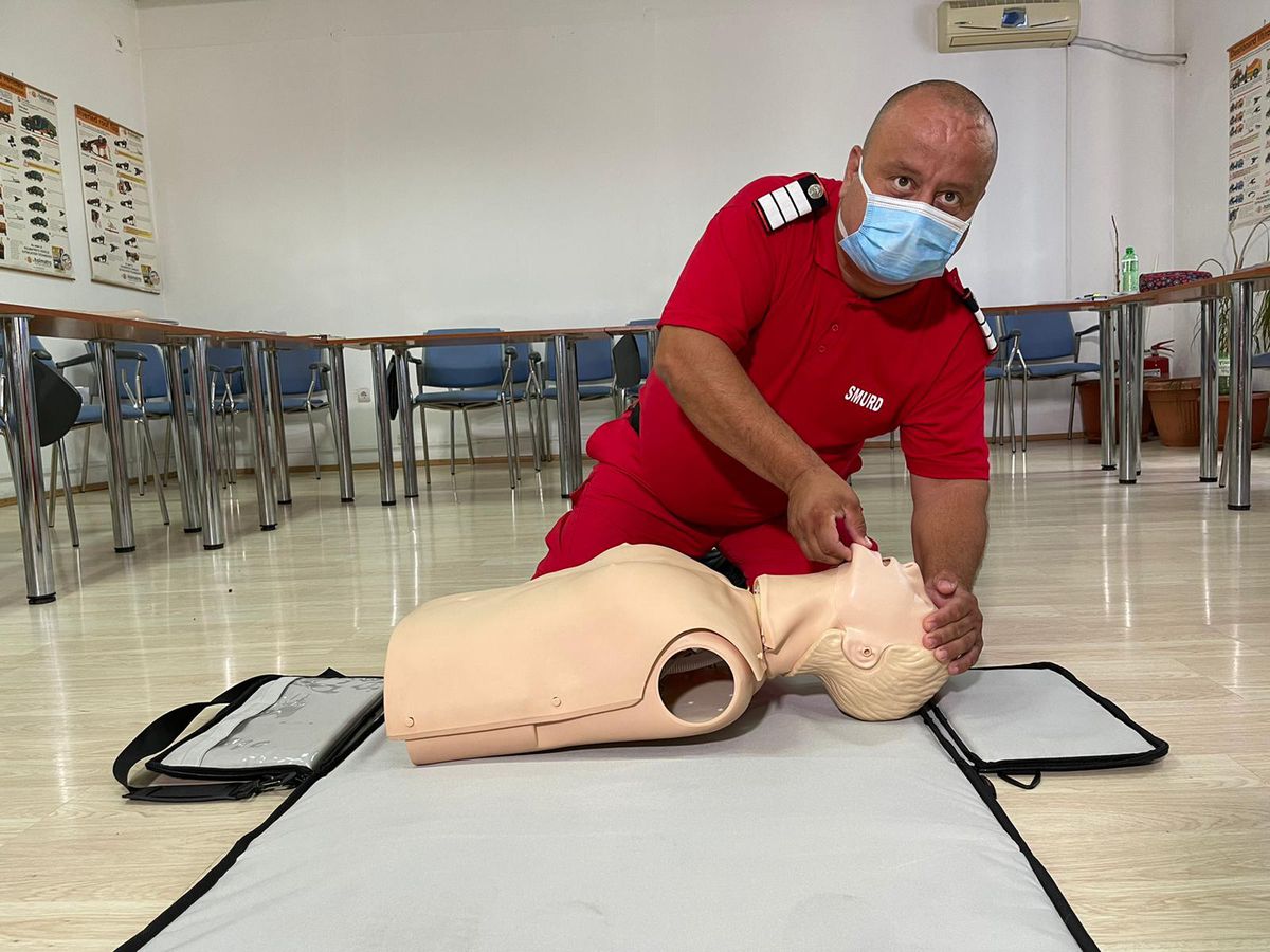 După cazul Christian Eriksen, GSP a apelat la ISU pentru un exercițiu practic: așa se intervine rapid și eficient în cazul unui stop cardio-respirator