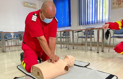 După cazul Christian Eriksen, GSP a apelat la ISU pentru un exercițiu practic: așa se intervine rapid și eficient în cazul unui stop cardio-respirator
