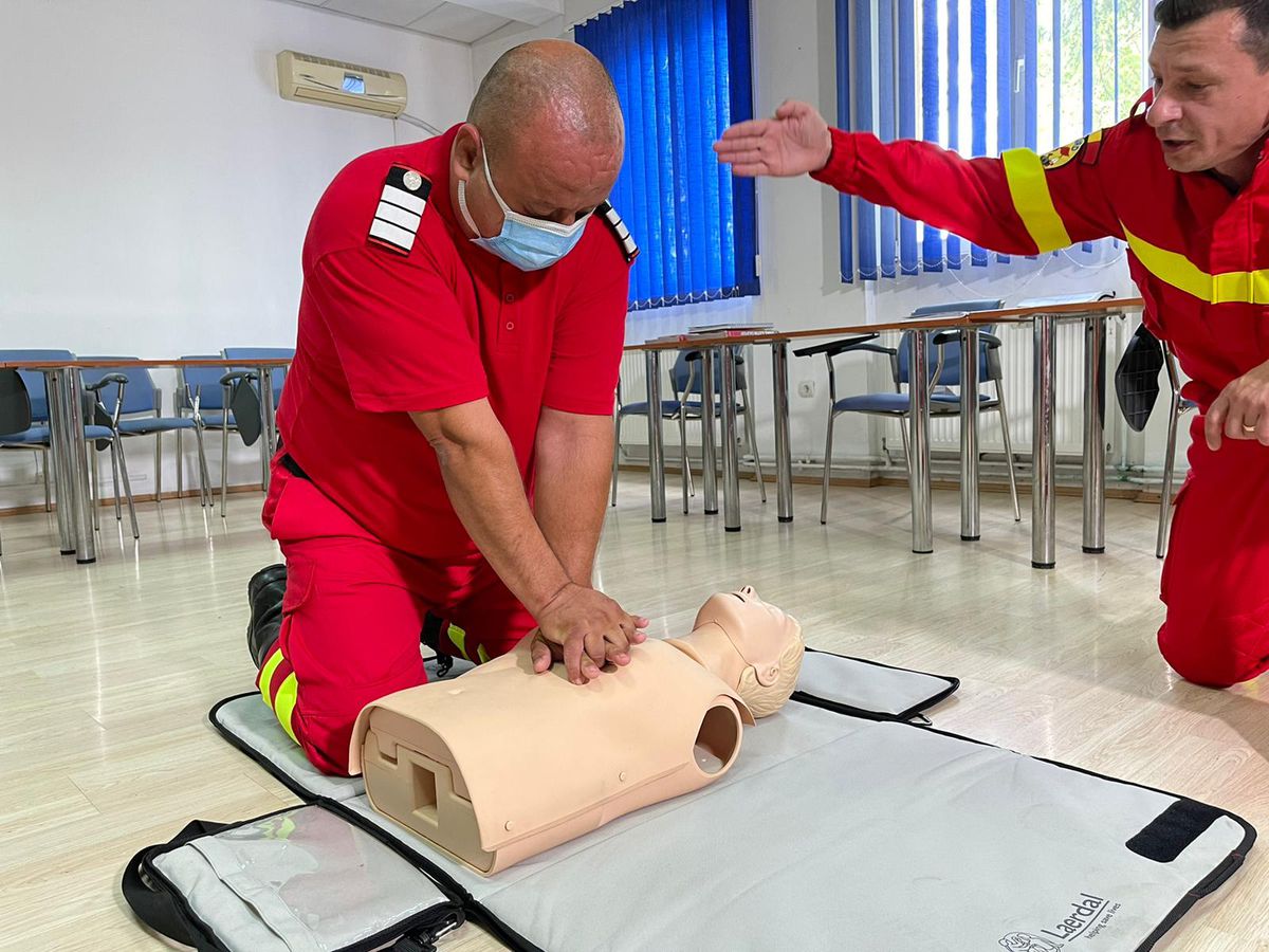 După cazul Christian Eriksen, GSP a apelat la ISU pentru un exercițiu practic: așa se intervine rapid și eficient în cazul unui stop cardio-respirator