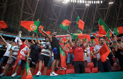 UNGARIA - PORTUGALIA. Imagini cu fanii de pe Puskas Arena, singurul stadion de la EURO care se umple la capacitate maximă: 55.662 de spectatori!